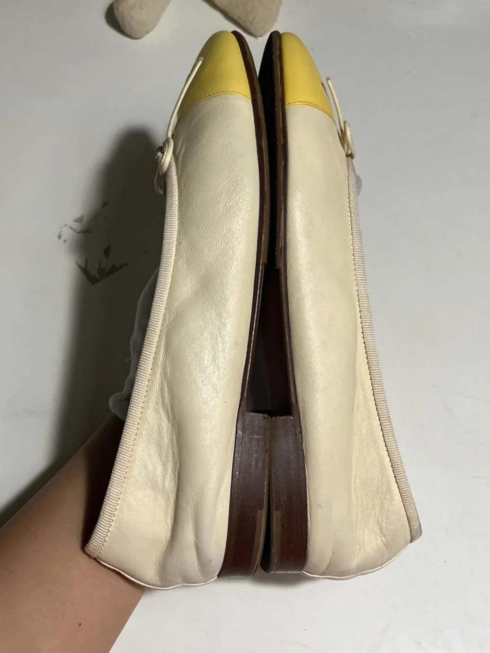 Sold CHANEL Cream Leather Ballet Flats with Yellow Cap Toe - Picture 5 of 11